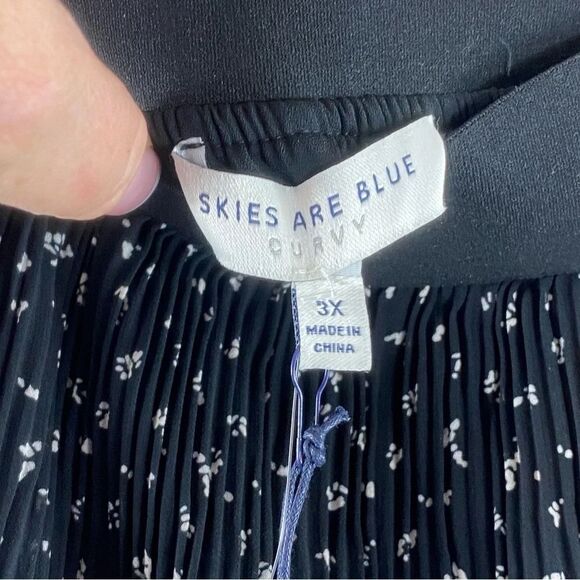 Skies Are Blue A-line Black & White Mini Floral Pleated Lined Midi Skirt Sz 3X - Picture 6 of 14
